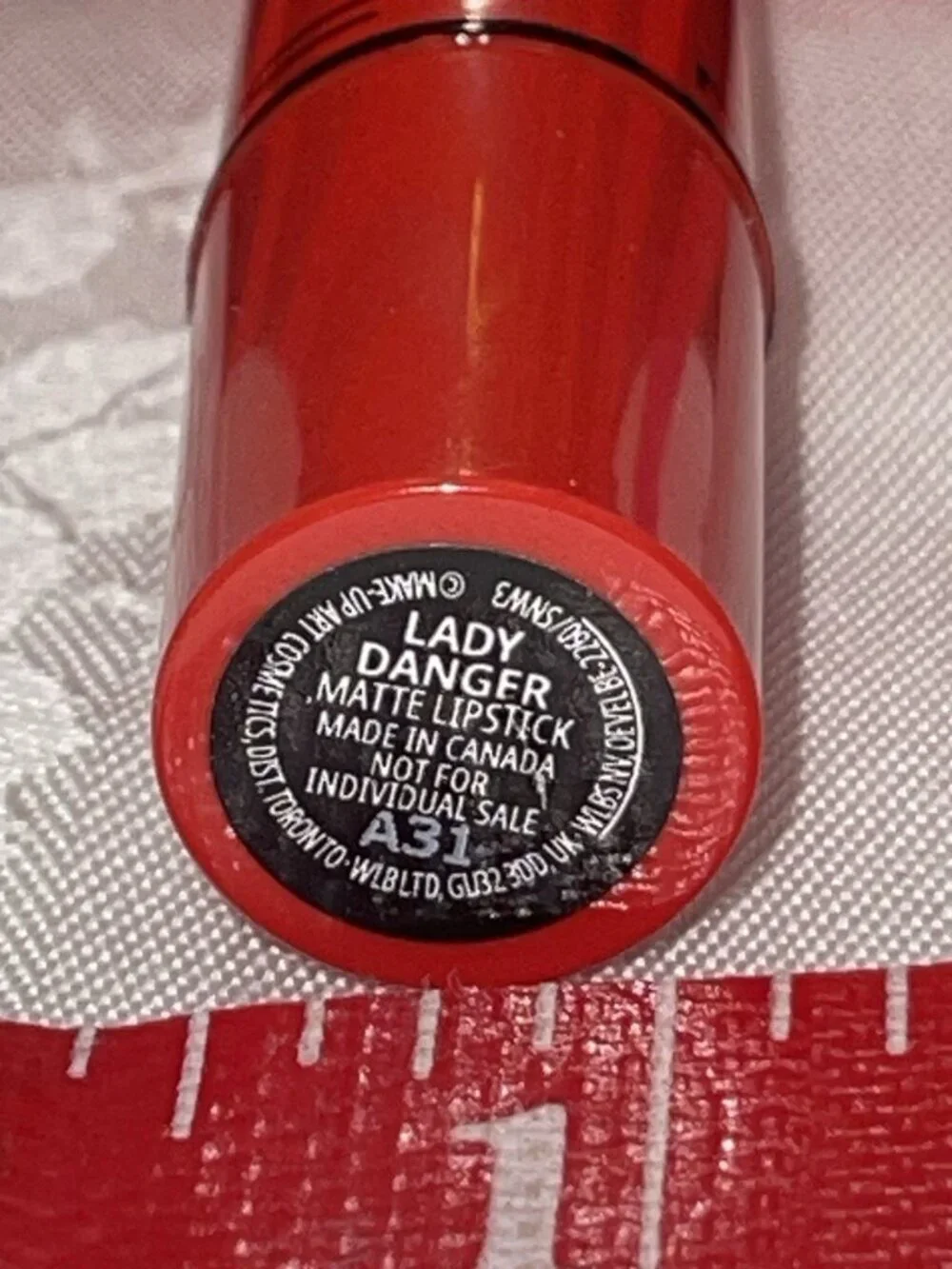 MAC Mini Lipstick Lady Danger Matte A31 Bold Orange Red Travel New NO BOX